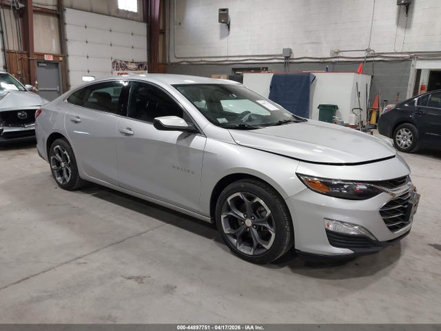 Salvage Chevrolet Malibu Image