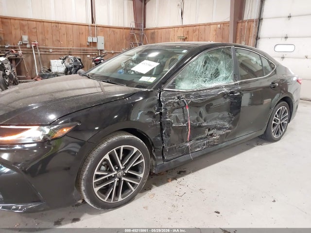 Toyota Camry Xle