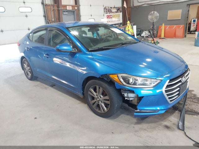 Salvage Hyundai ELANTRA Image