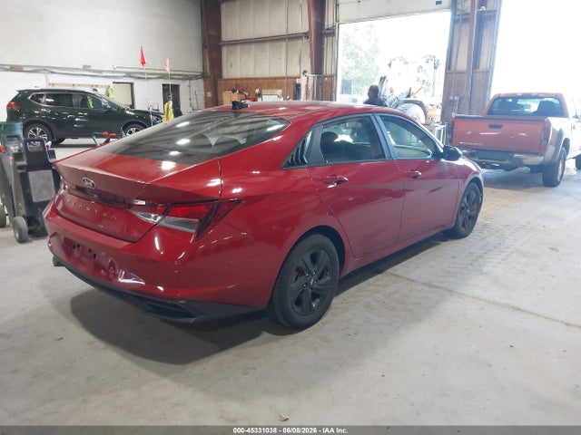Hyundai ELANTRA Sel