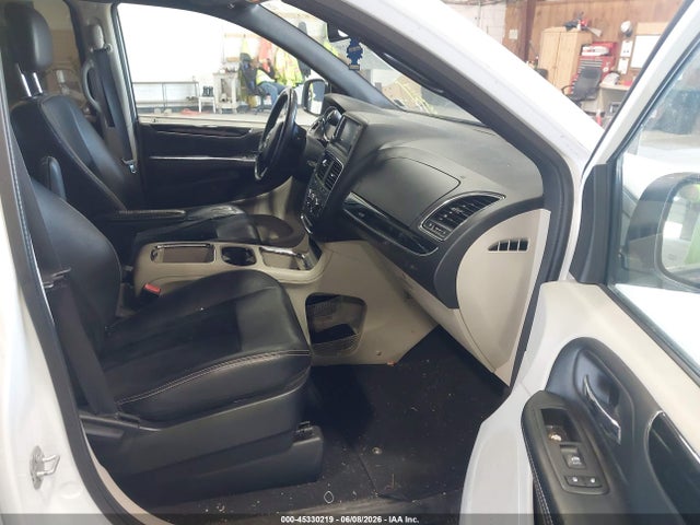 Dodge Grand Caravan Sxt