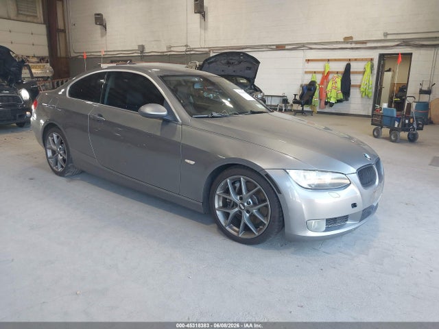 Salvage BMW 3 Series Image