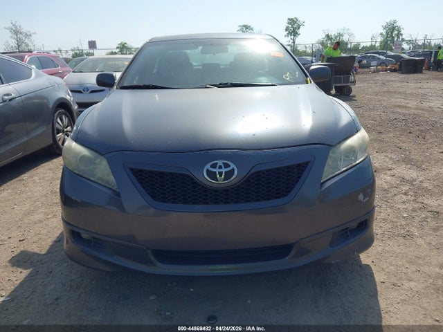 Toyota Camry Se V6