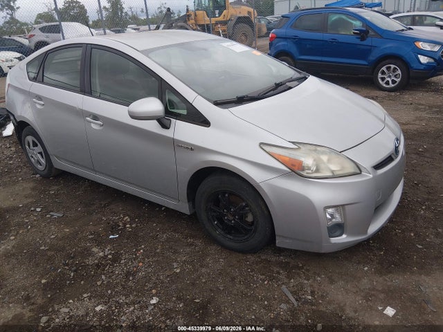 Salvage Toyota Prius Image