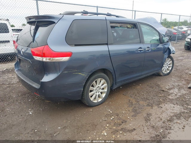 Toyota Sienna Xle 7 Passenger