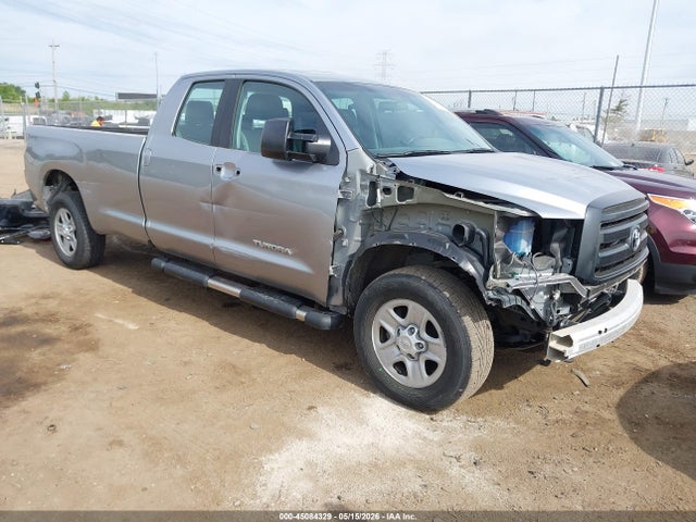 Salvage Toyota Tundra Image