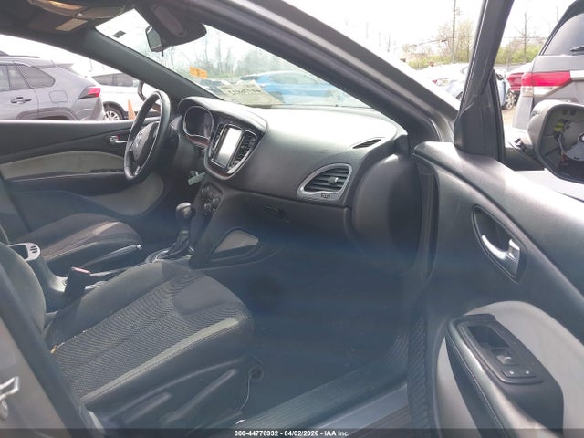 Dodge Dart Sxt