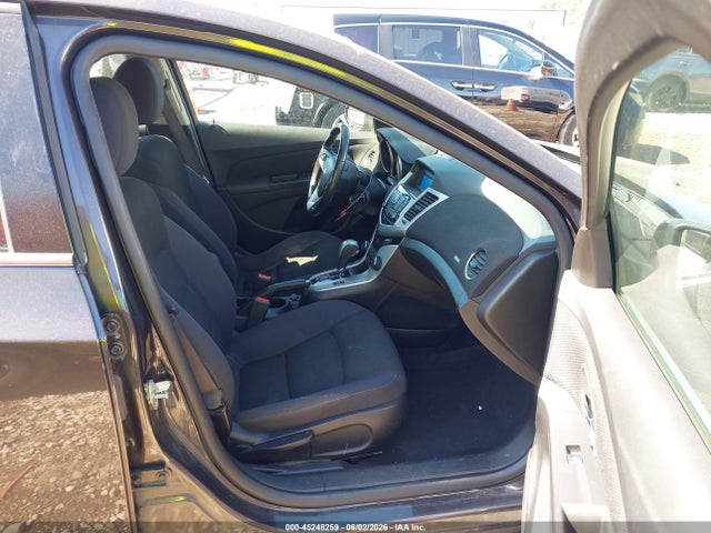 Chevrolet Cruze 1lt Auto