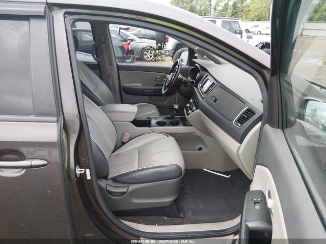 Kia Sedona Lx