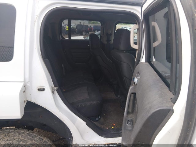 HUMMER H3