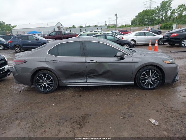 Toyota Camry Se