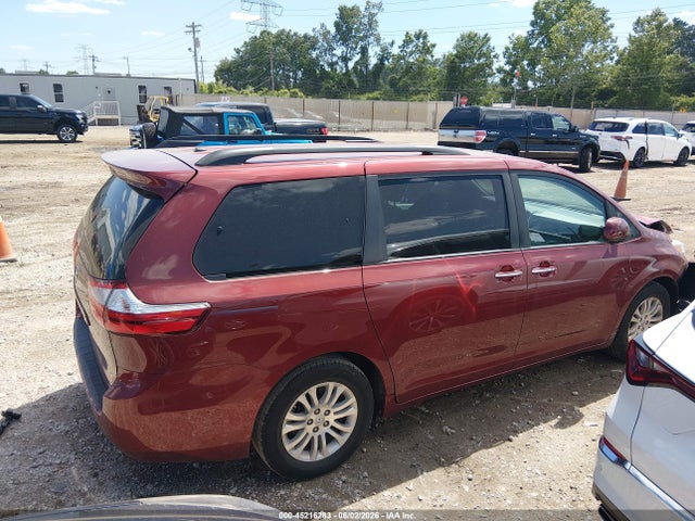 Toyota Sienna Xle 8 Passenger