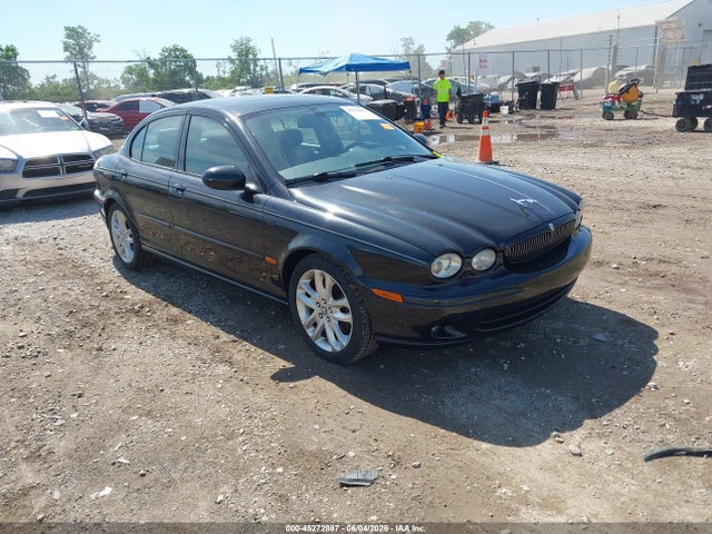 Salvage Jaguar X-Type Image