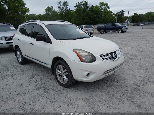 Salvage Nissan Rogue Image