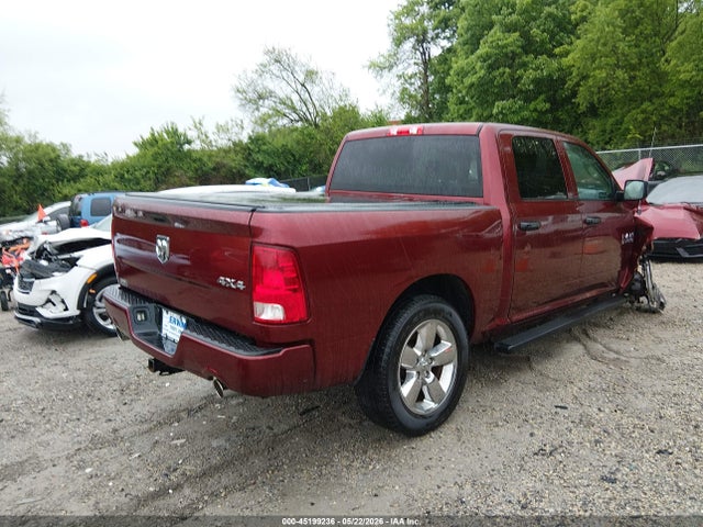 Ram 1500 Express  4x4 5'7 Box