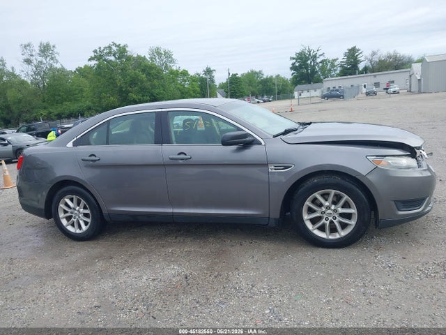 Ford Taurus Se