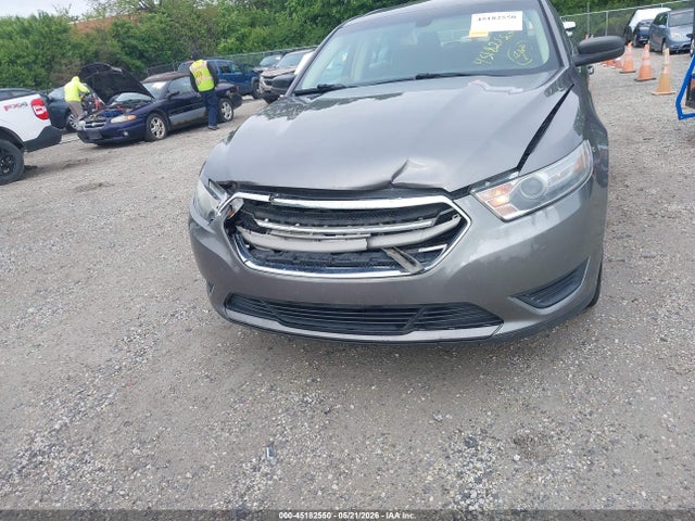Ford Taurus Se