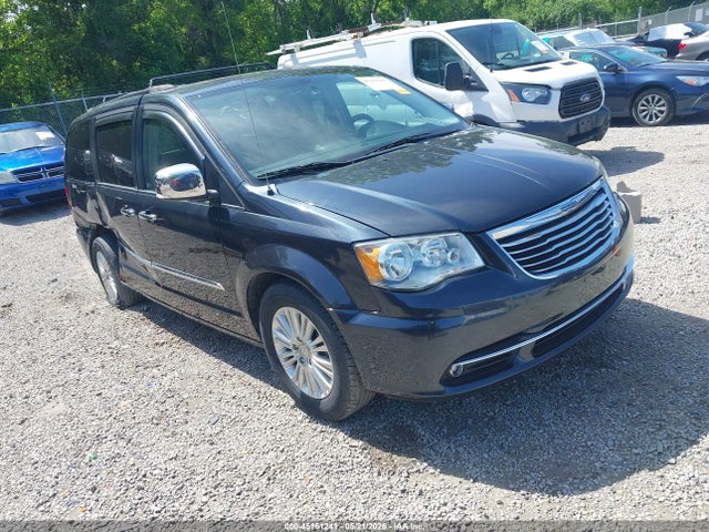 Salvage Chrysler Town & Country Image
