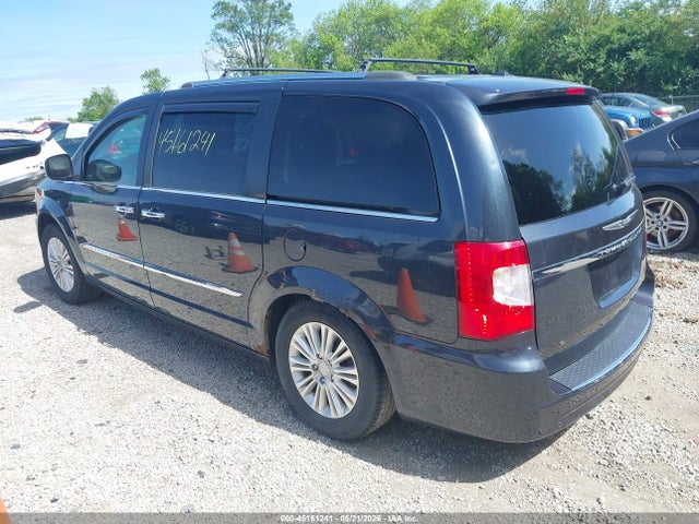 Chrysler Town & Country Limited
