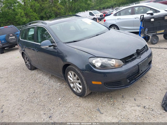 Salvage Volkswagen Jetta Image