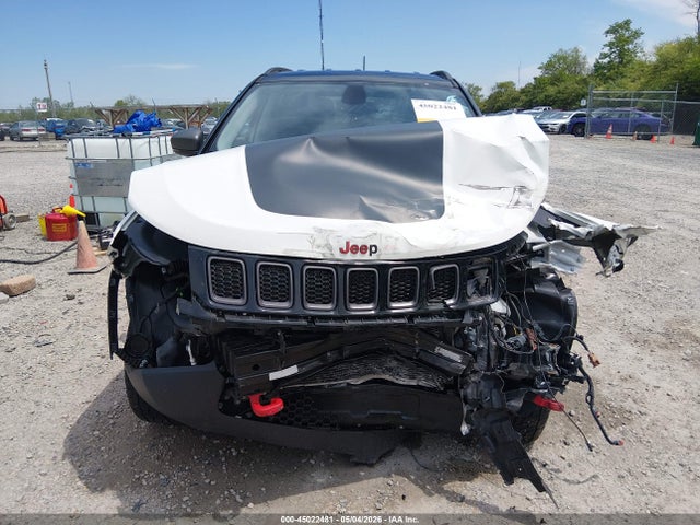 Jeep Compass Trailhawk 4x4
