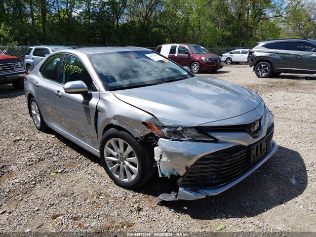 Salvage Toyota Camry Image