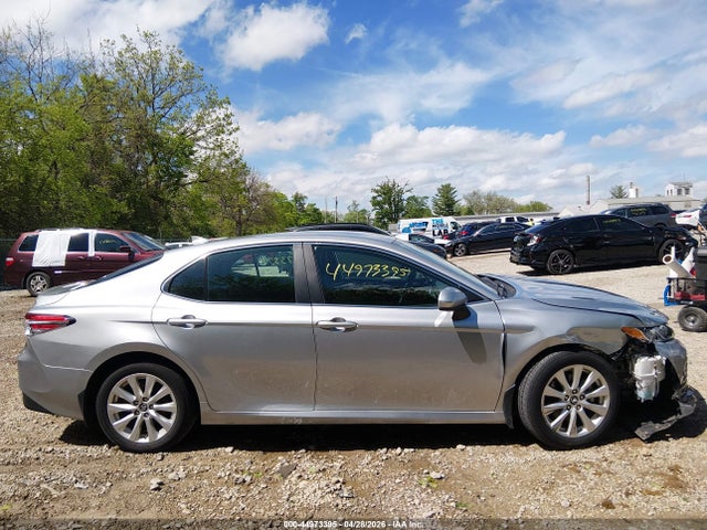Toyota Camry Le