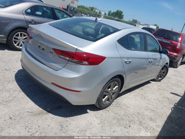 Hyundai ELANTRA Sel