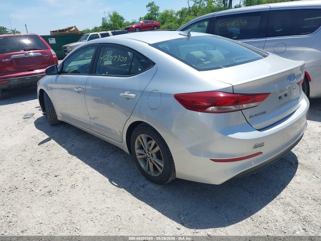 Hyundai ELANTRA Sel