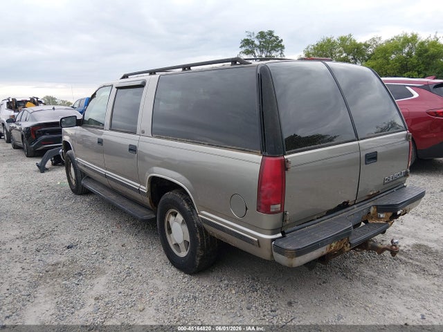 Chevrolet Suburban 1500 Lt