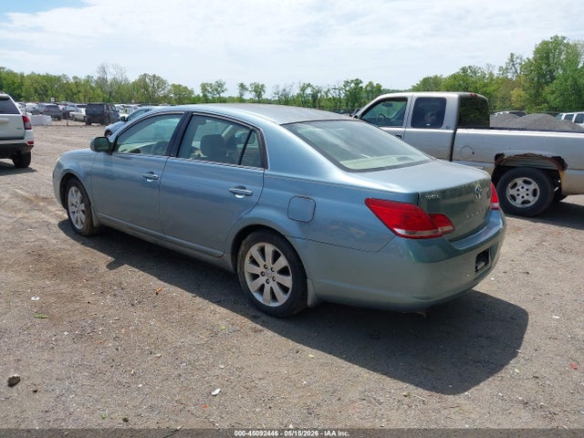 Toyota Avalon Xls