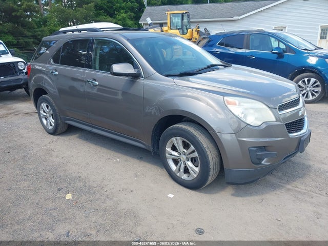 Salvage Chevrolet Equinox Image