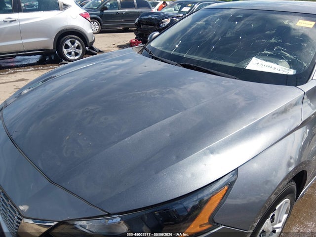 Nissan Altima S Fwd