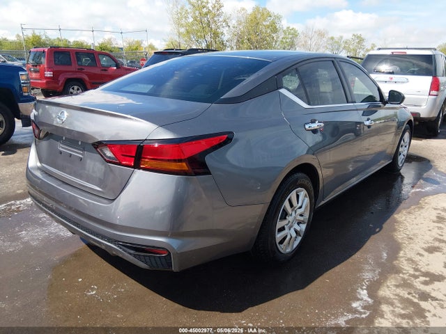 Nissan Altima S Fwd