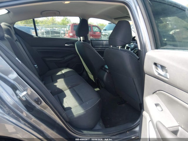 Nissan Altima S Fwd