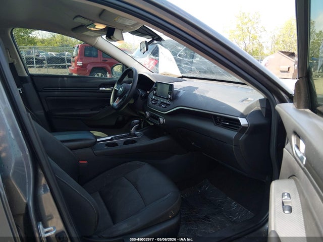 Nissan Altima S Fwd