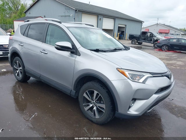 Salvage Toyota RAV4 Image