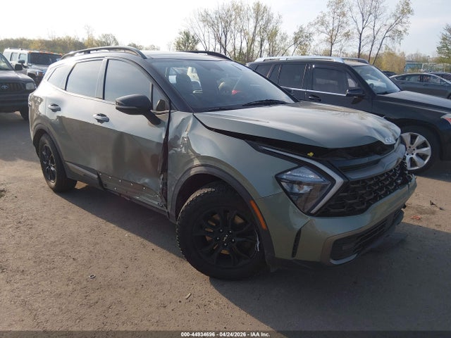 Salvage Kia Sportage Image