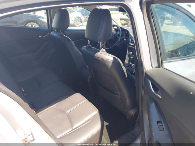 Mazda Mazda3 Touring
