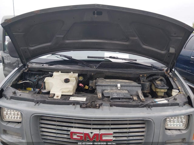GMC Savana Standard