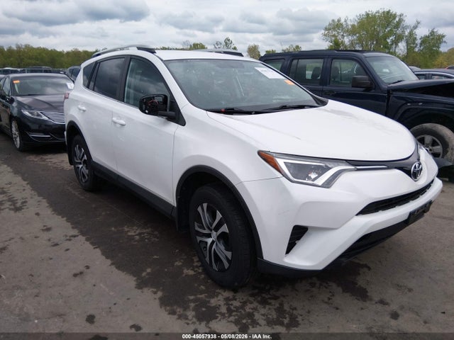 Salvage Toyota RAV4 Image