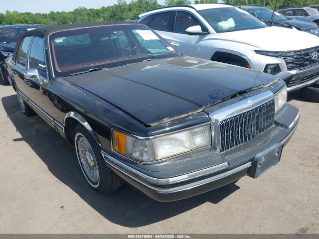 Lincoln Towncar