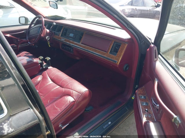 Lincoln Towncar