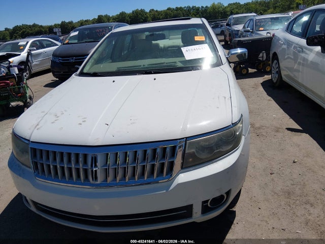 Lincoln MKZ