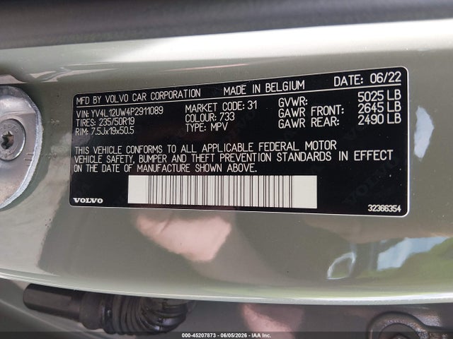 Volvo XC40 B5 Plus Dark Theme