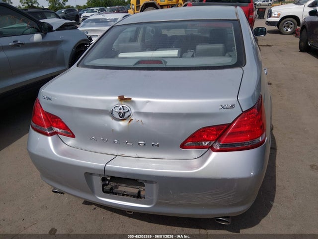 Toyota Avalon Xls