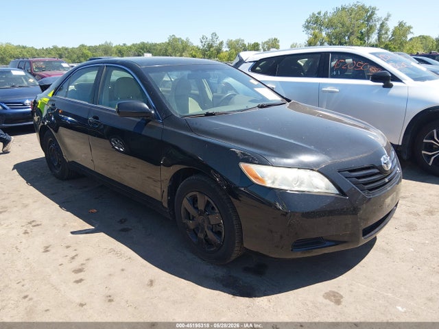 Salvage Toyota Camry Image