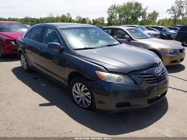 Salvage Toyota Camry Image