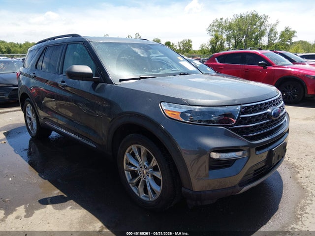 Salvage Ford Explorer Image