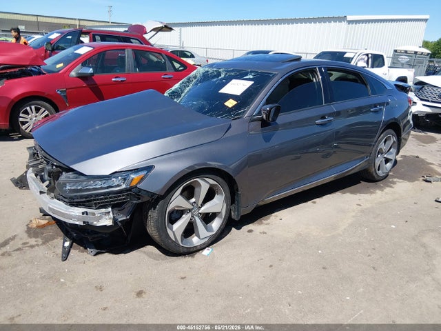 Honda Accord Touring 2.0t